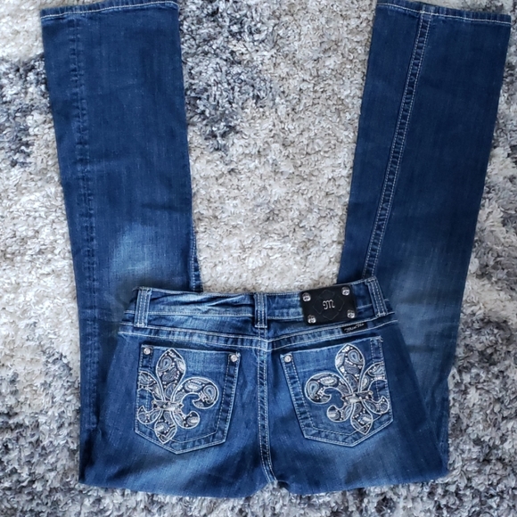 Miss Me Boot Cut Jeans.  Size 31. - Picture 4 of 7
